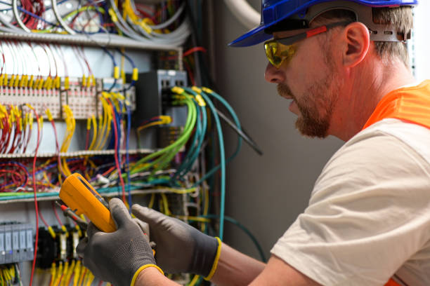 Best Affordable Emergency Electrician  in Kingston, RI